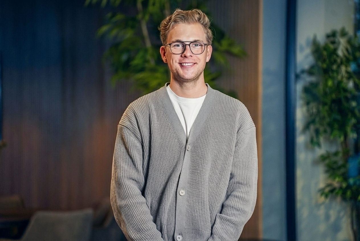 Een medewerker van het team achter Frits staat klaar om vragen te beantwoorden